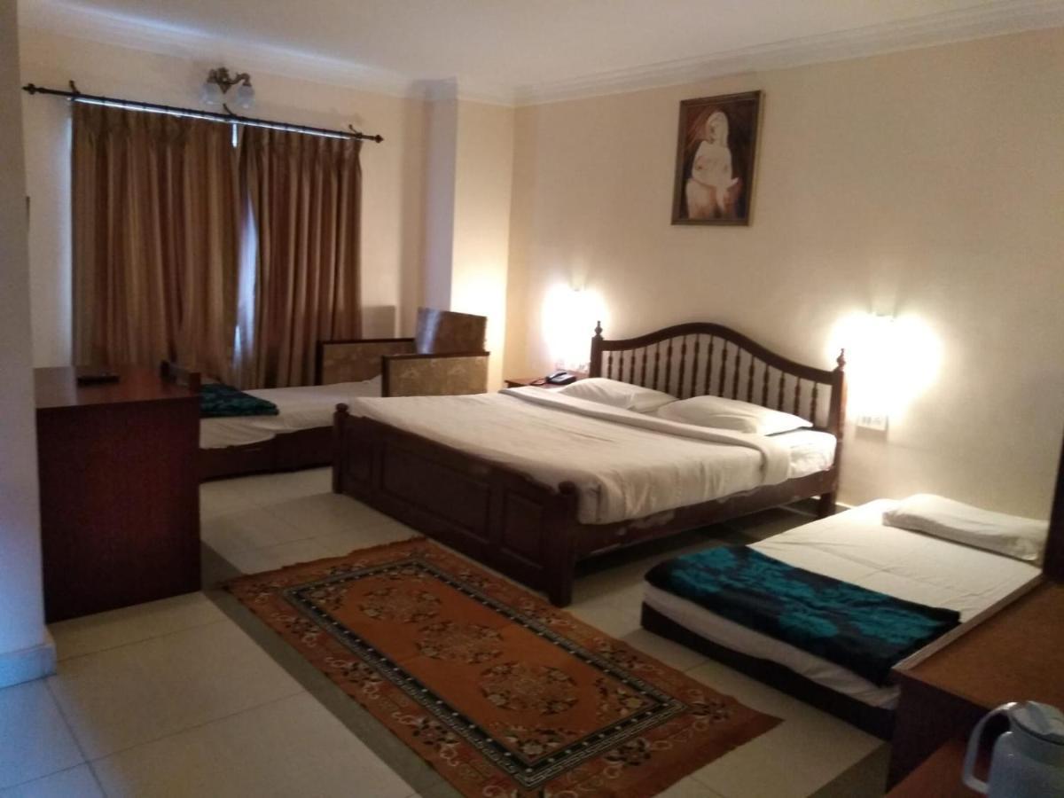 Las Palmas Munnar Exterior photo